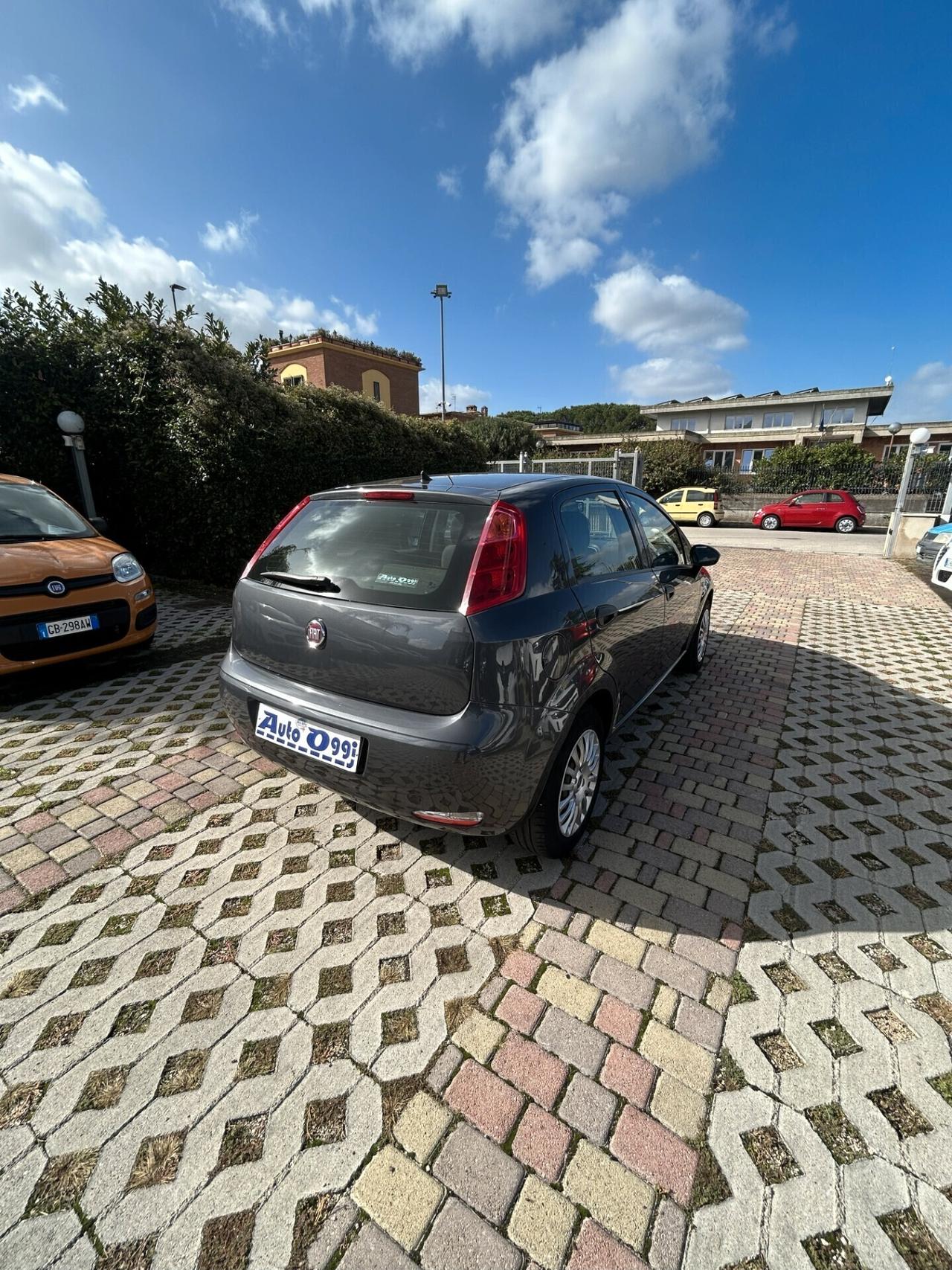 Fiat Punto 1.2 8V 5 porte Street GPL