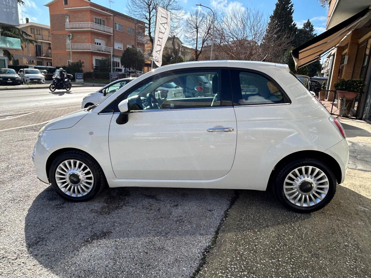Fiat 500 1.3 MJ ( DIESEL) LOUNGE “ Neopatentati “