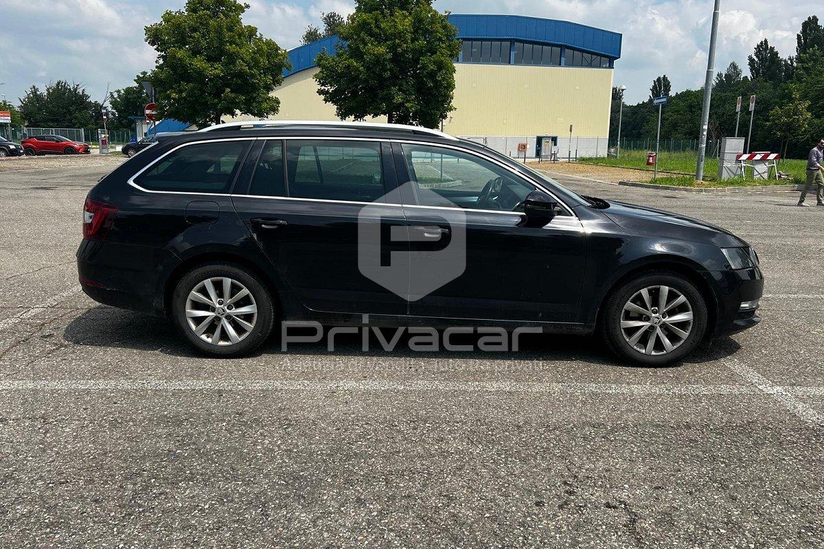 SKODA Octavia 1.5 DSG Wagon Ambition G-Tec