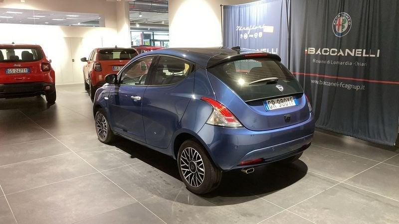 Lancia Ypsilon Ypsilon 1.0 FireFly 5 porte S&S Hybrid Platino