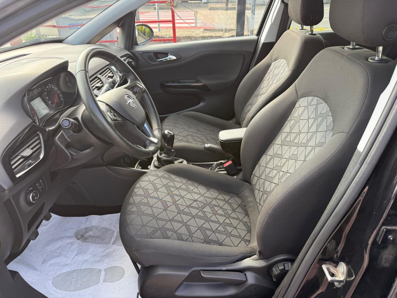 Opel Corsa 1.2 5 porte Black Edition NEOPATENTATI