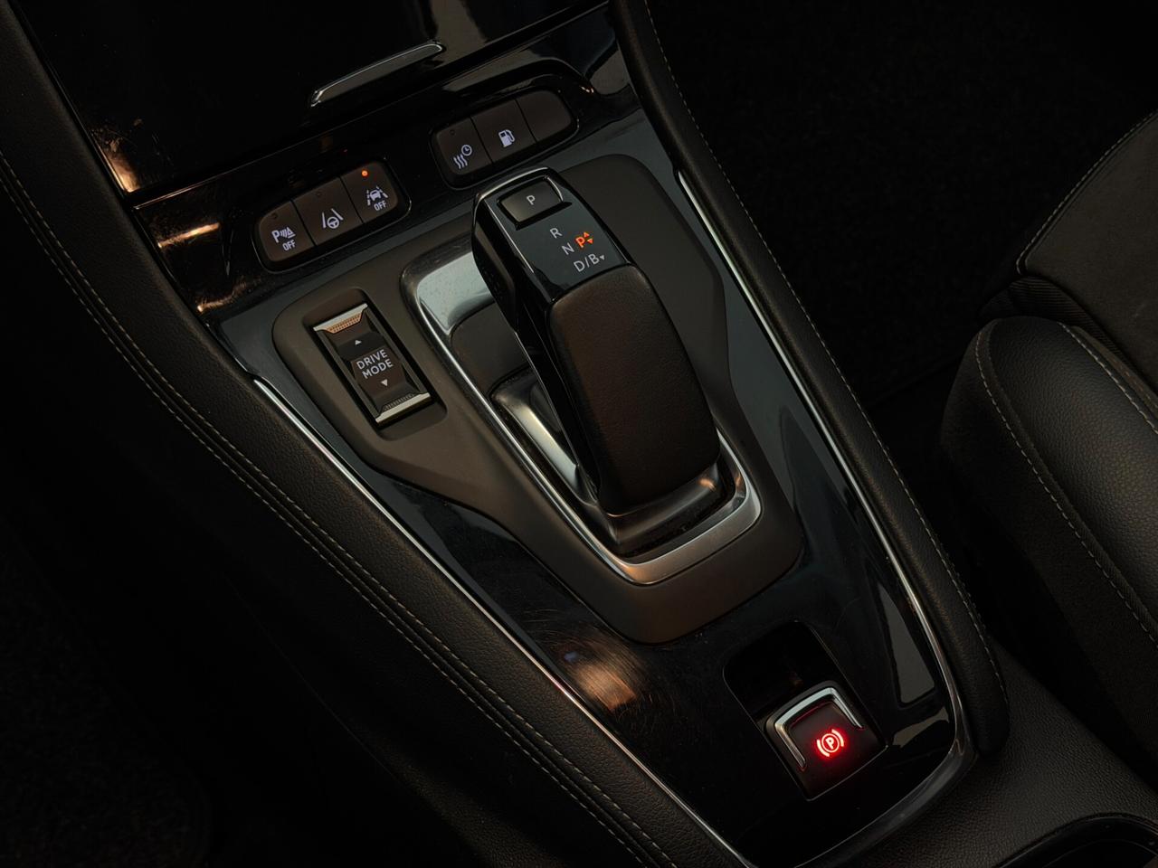 Opel Grandland GSe awd Benzina/plug-in 1.6cc 300cv automatica