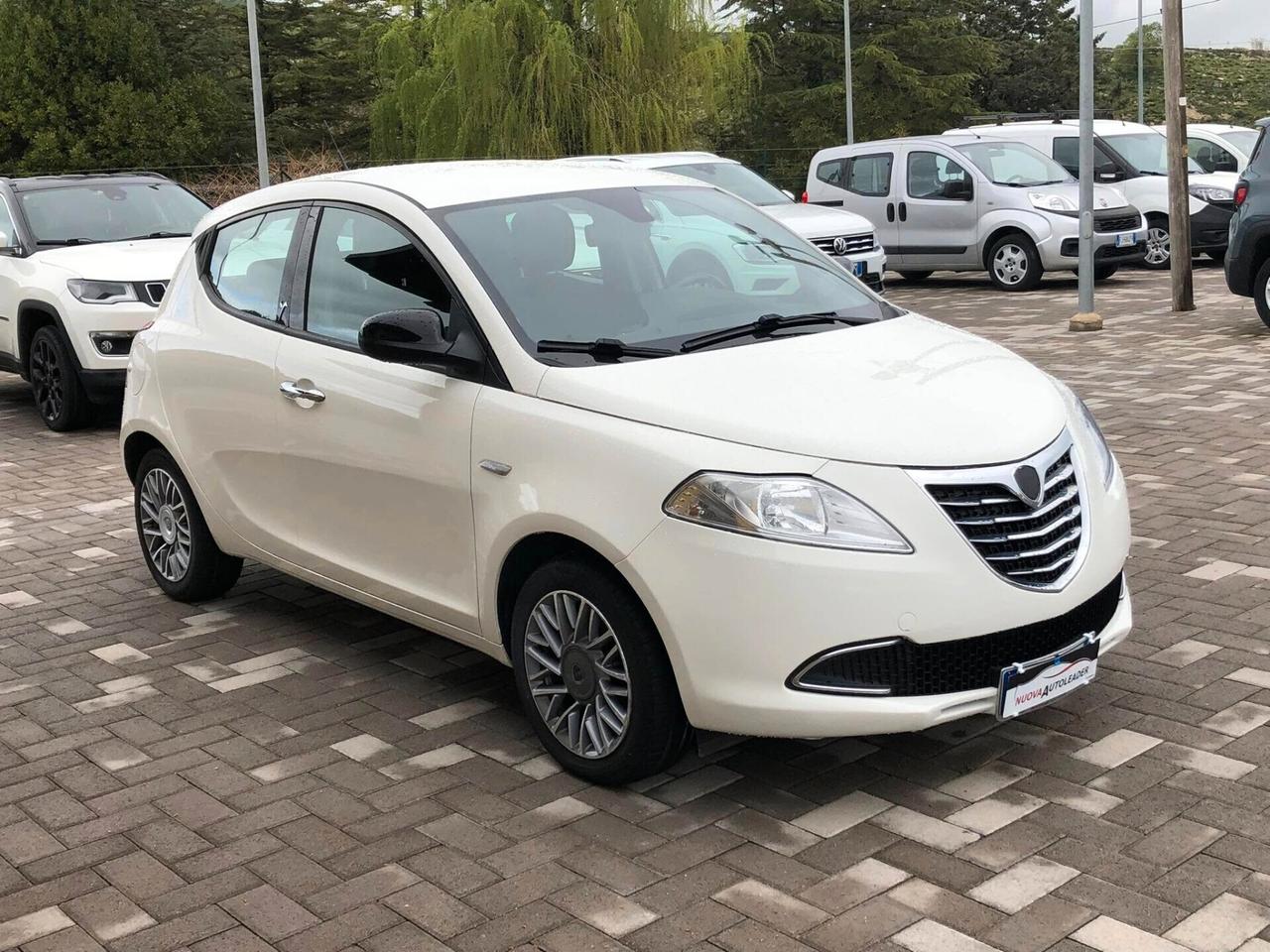 Lancia Ypsilon 1.3 MJT 16V 95 CV Gold 2012