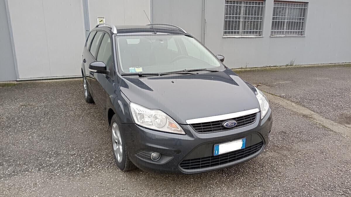 Ford Focus Style Wagon 2.0 Titanium -Gpl