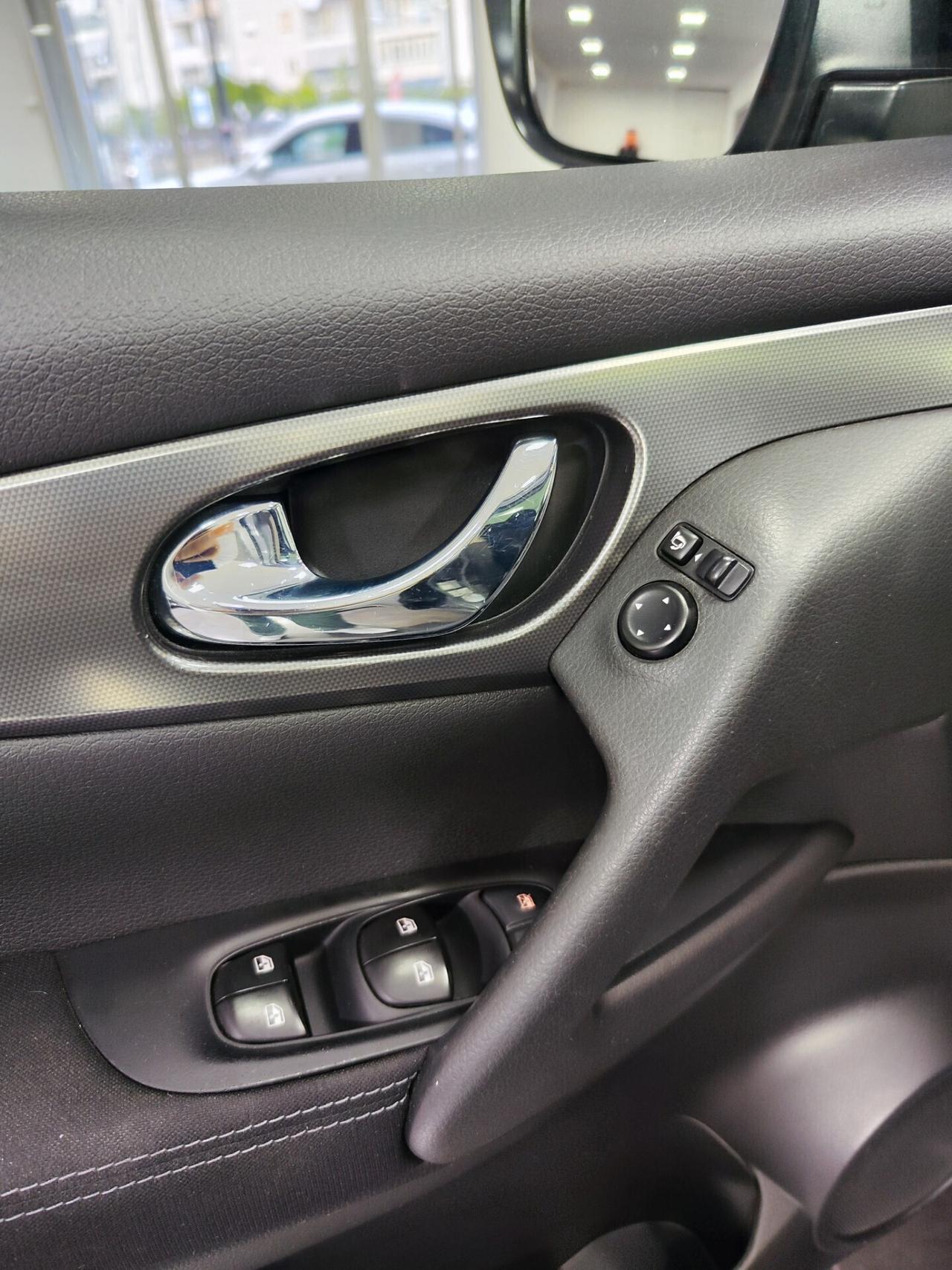 Nissan Qashqai 1.6 dCi 130cv 2WD N-Connecta Tetto