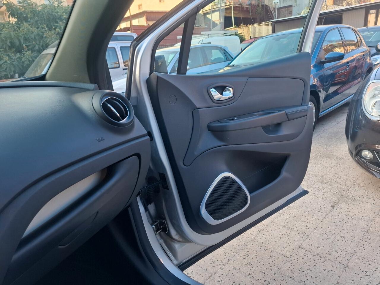 Renault Captur - 1.2 TCe Ave