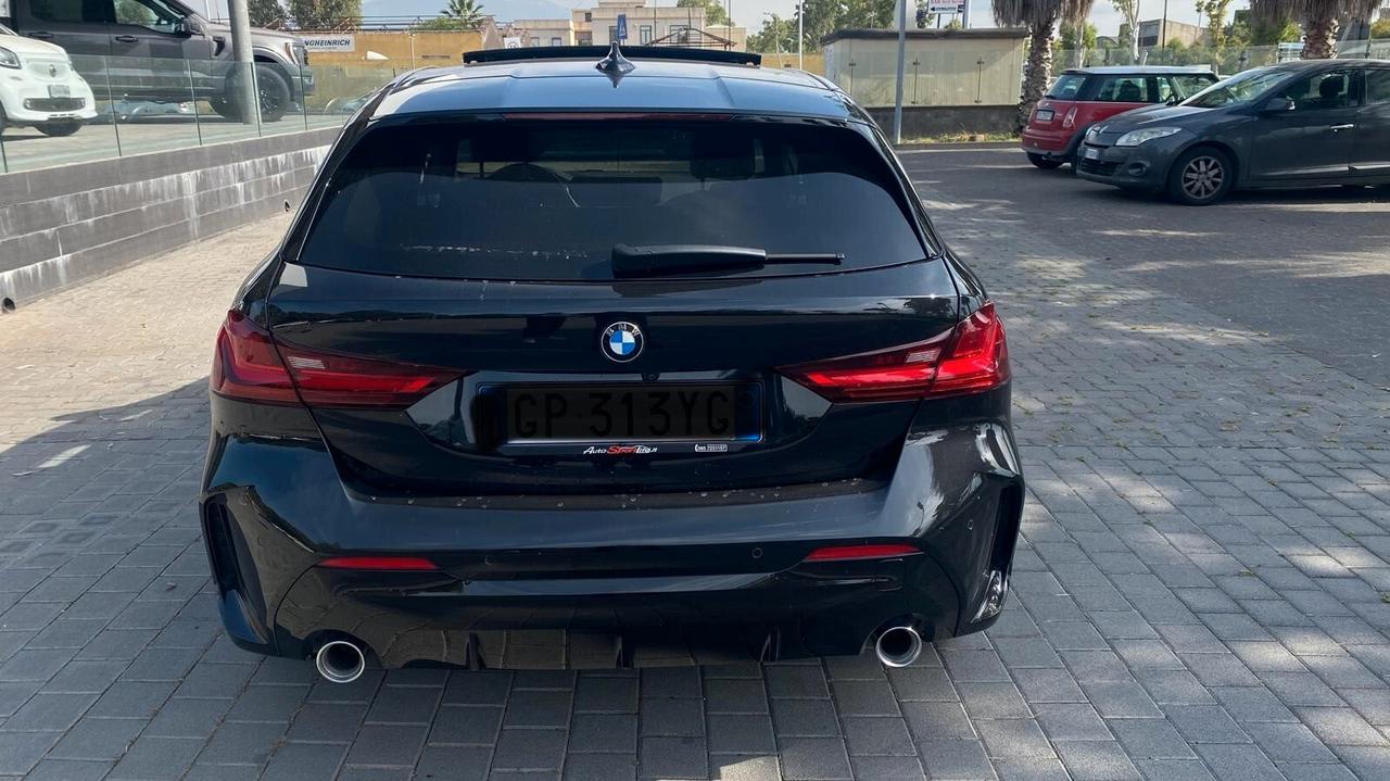 Bmw 118 118d 5p. Msport