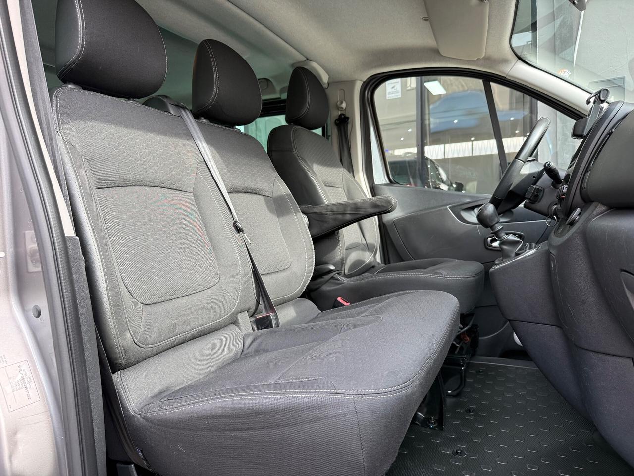 Opel Vivaro 1.6DCTI 125cv 9 Posti