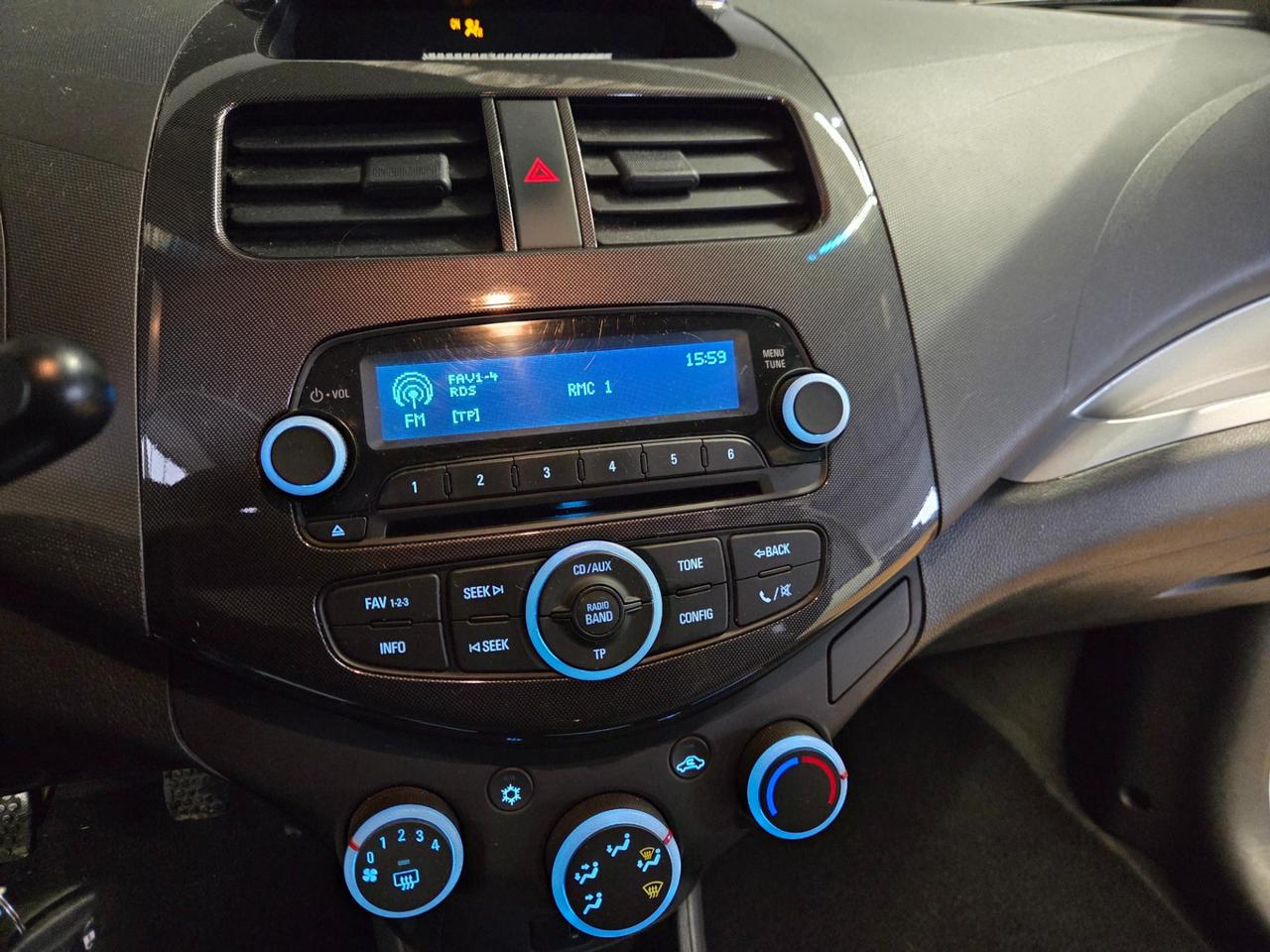 Chevrolet Spark 1.0 LT