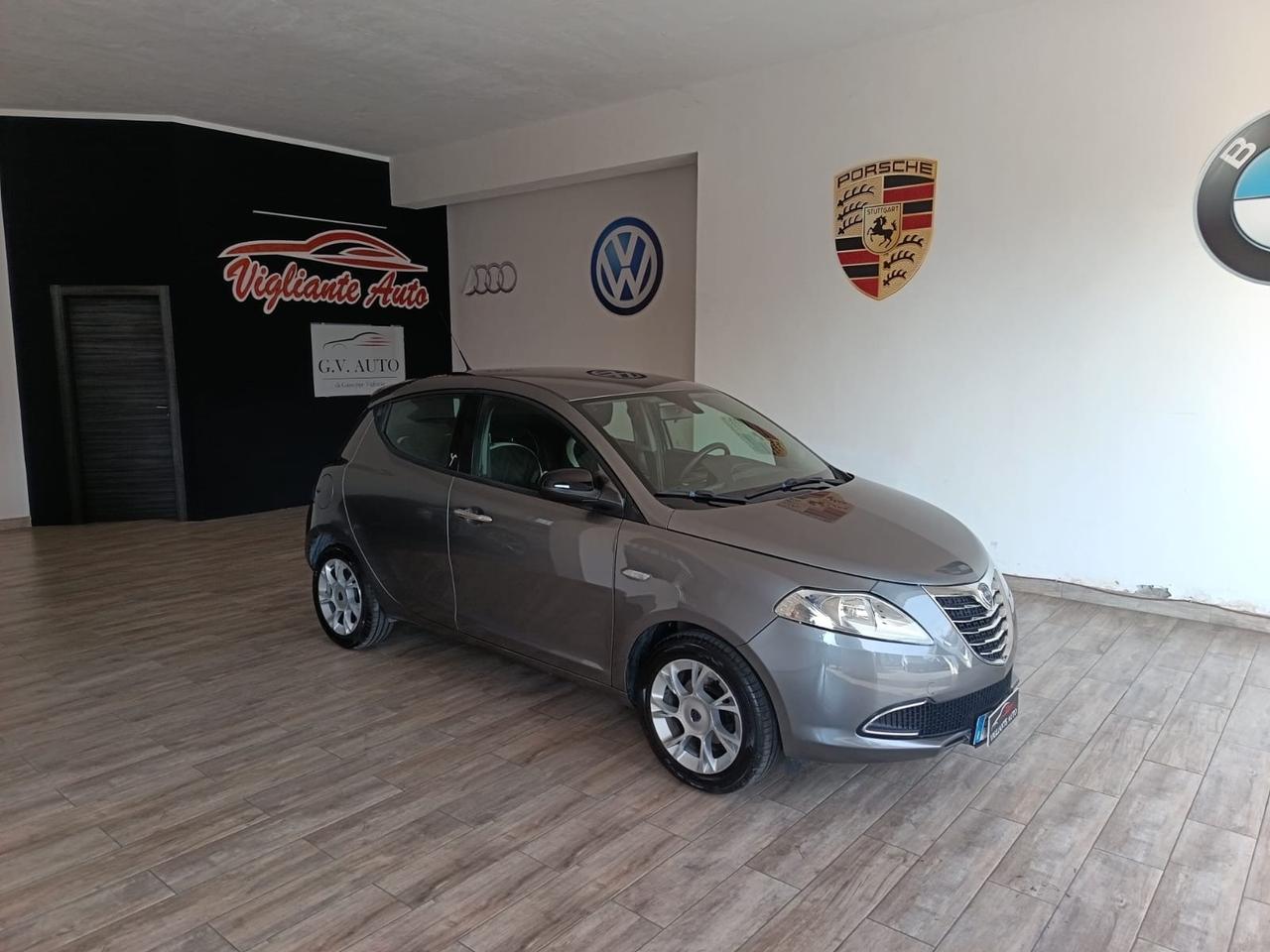 Lancia Ypsilon 1.2 69 CV 5 porte GPL Ecochic Platinum