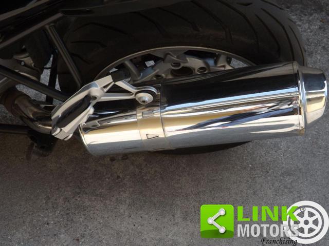 BMW R 1200 R anno 2008 con valigie laterali BMW originali
