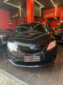 Lancia Ypsilon 1.2 69 CV 5 porte GPL Ecochic Black and Noir