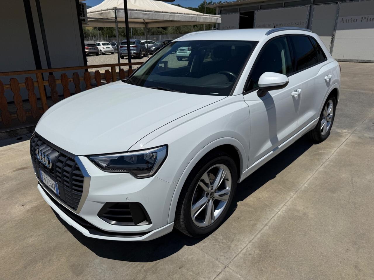Audi Q3 35 TDI S tronic Business Advanced