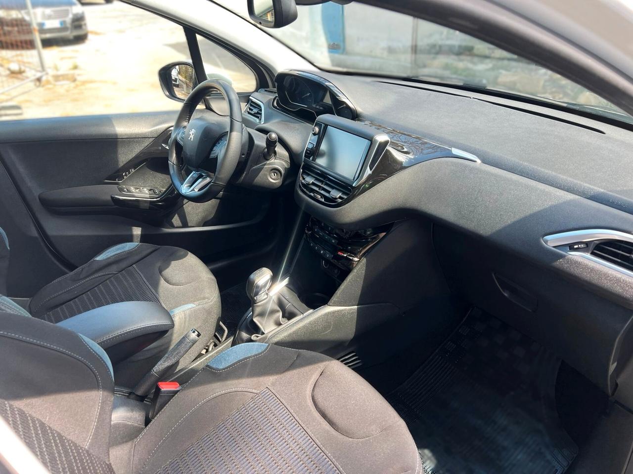 PEUGEOT 1.4 HDI 5p Allure - 2014