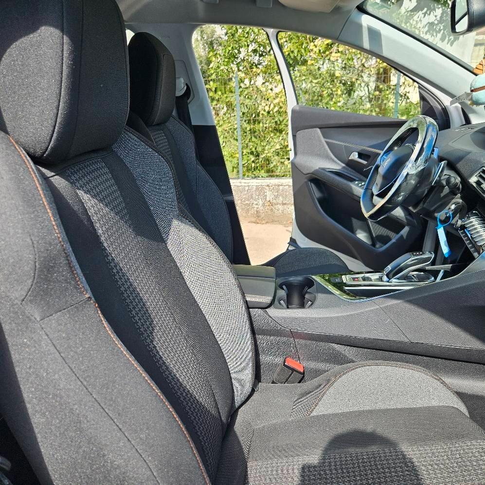 Peugeot 3008 HDi 130cv EAT8 2020 NAV+RETROCAMERA