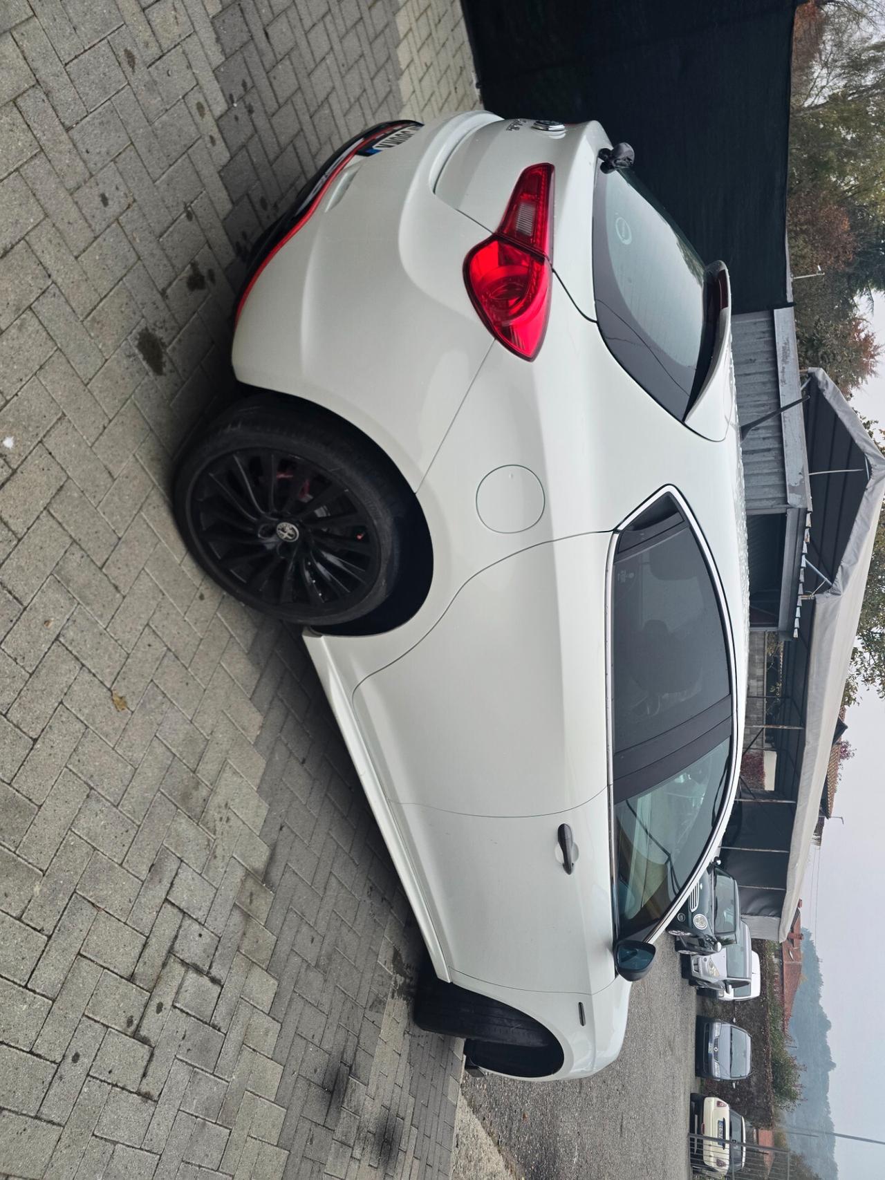 Alfa Romeo Giulietta 2.0 JTDm-2 140 CV Exclusive