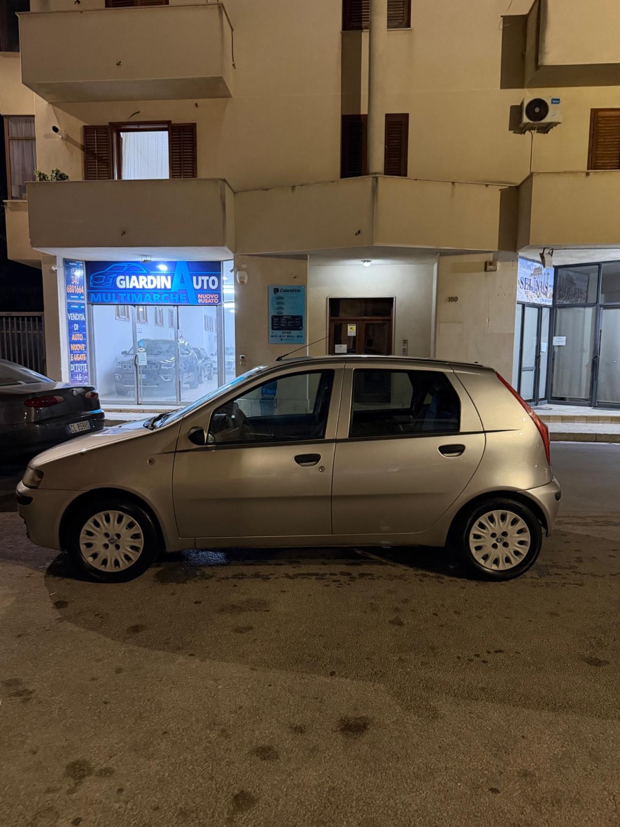 Fiat Punto 1.9 JTD 5 porte HLX