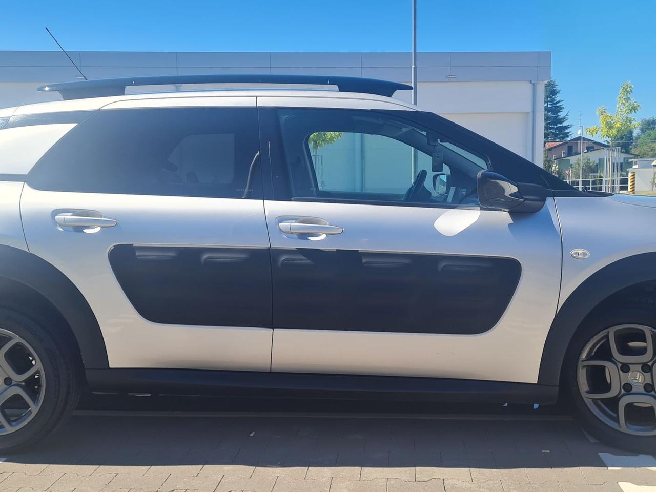 Citroen C4 Cactus 1.6 Blue HDi 100 shine #6620