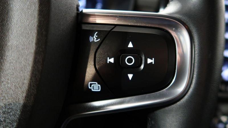 Volvo XC40 Recharge T4 Plug-in Hybrid auto Recharge Core