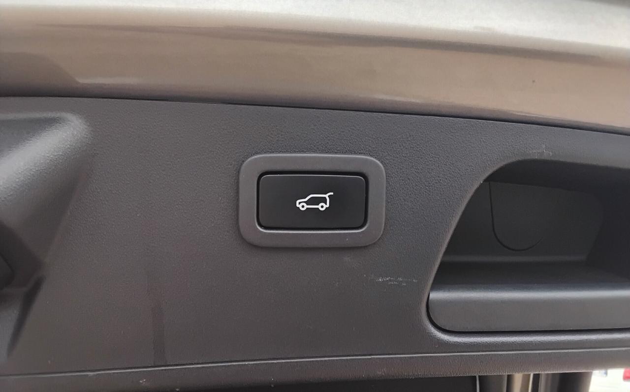 Jaguar E-Pace 2.0 I4 200 CV AWD Auto R-Dynamic SE