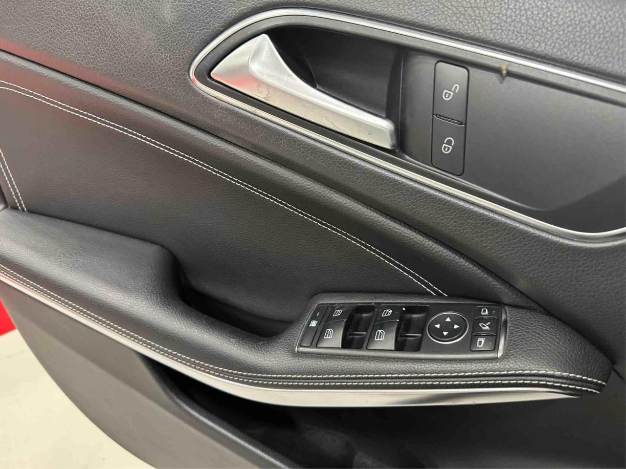 Mercedes-benz A 180 CDI Dark Night Edition