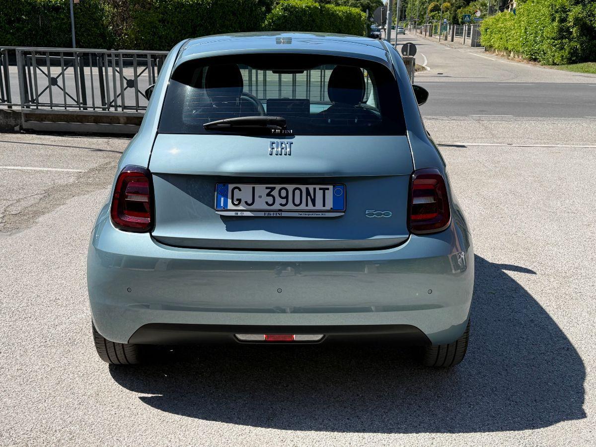 FIAT - 500 E - 500 Icon Berlina 42 KW