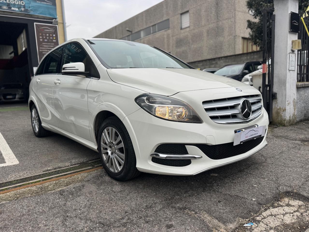 Mercedes-benz B 200 NGD Executive