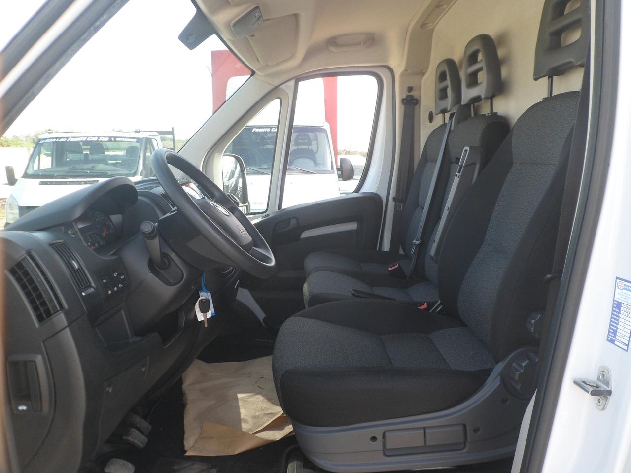 Fiat Ducato furgone lungo