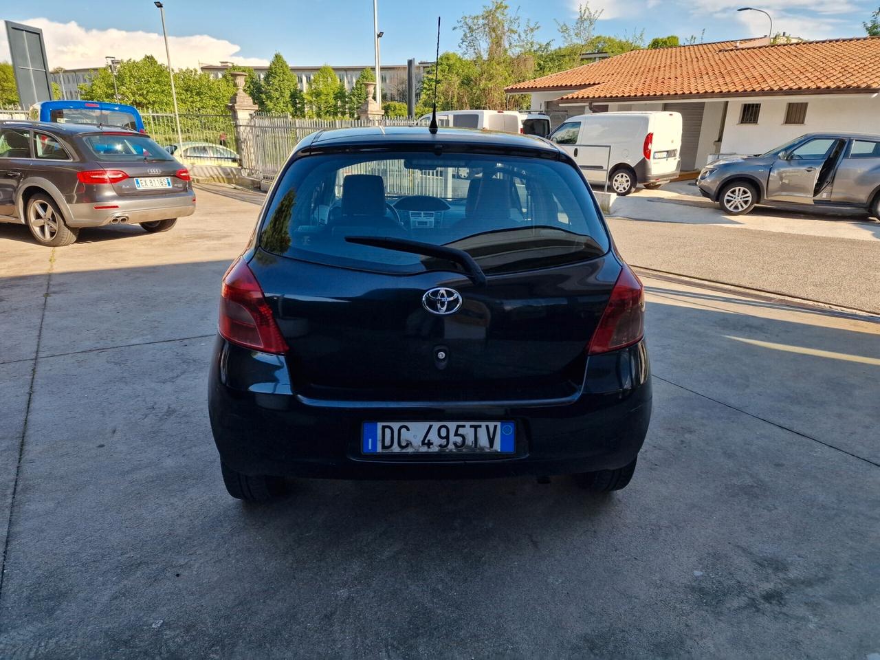 Toyota Yaris 1.4 D-4D 5 porte Sol