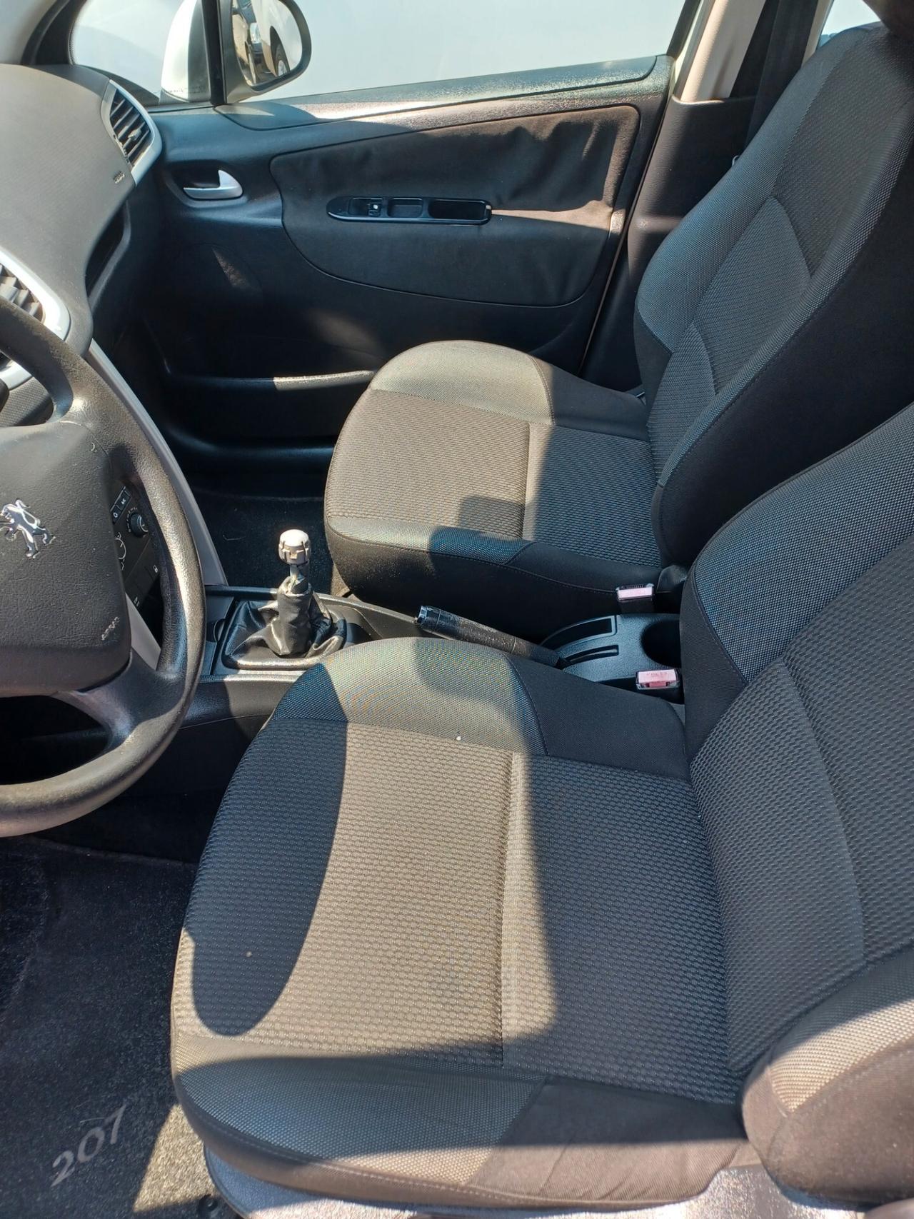 Peugeot 207 1.4 HDi 5p. Anno 2011