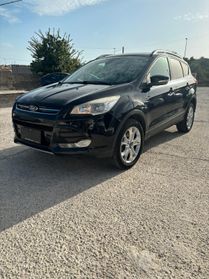 Ford Kuga 2.0 TDCI 140 CV 4WD Powershift Titanium