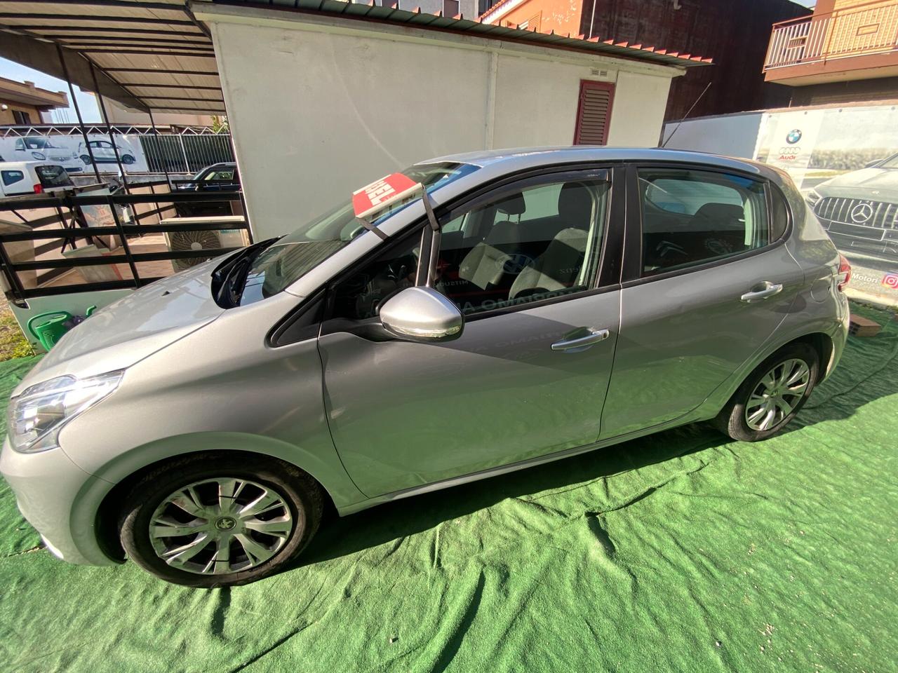 Peugeot 208 2017 BlueHDi 75 Allure FUL LED LEGGI TUTTO!