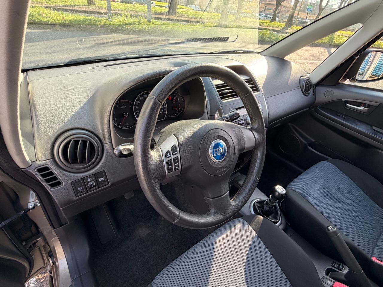 Fiat Sedici 1.9 MJT 4x4 Emotion