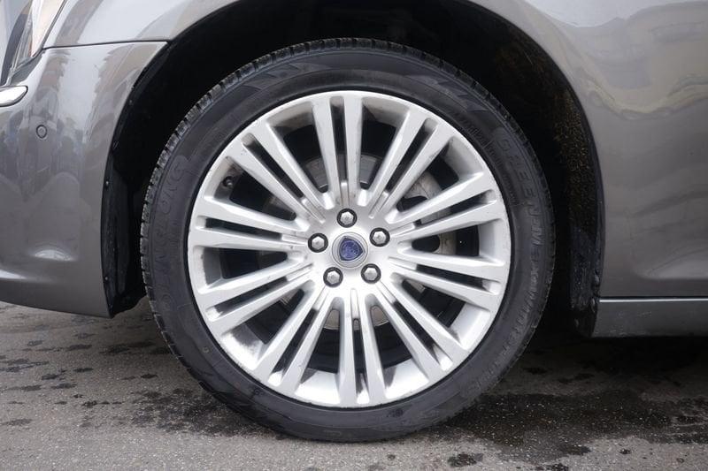 Lancia Thema Lancia Thema 3.0 V6 Multijet II 239 CV Executive 176KW ANNO 2013