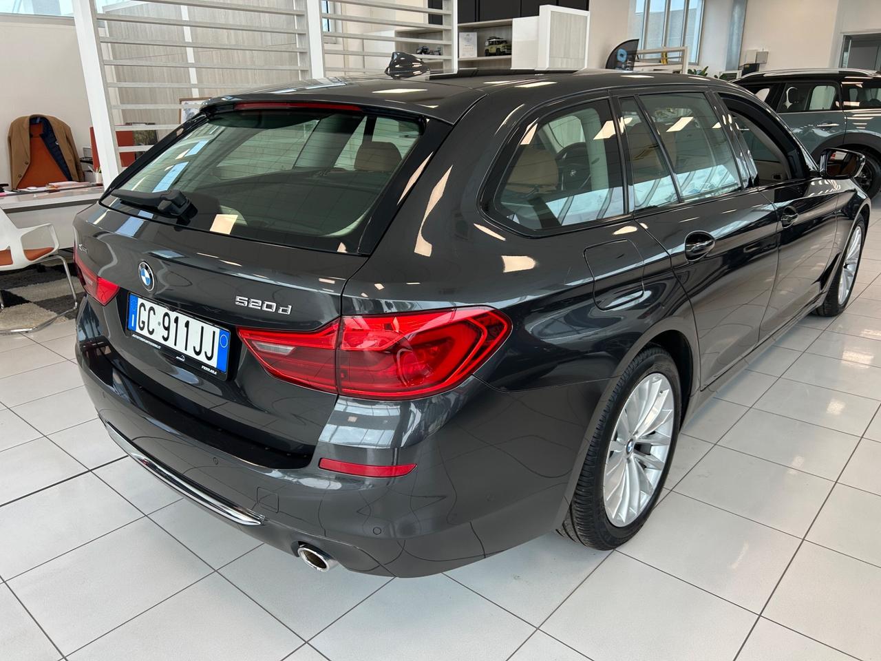 Bmw 520d 48V xDrive Touring Luxury Auto