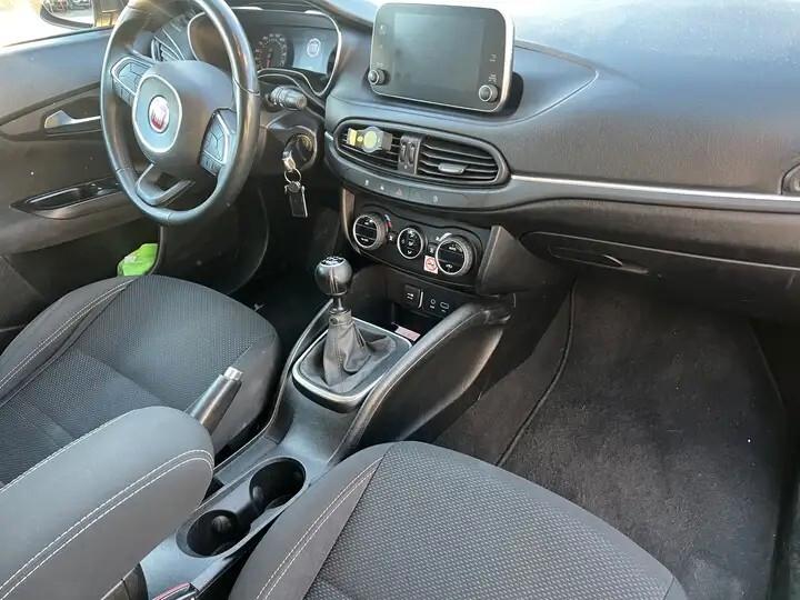 Fiat Tipo 1.6 Mjt S&S SW Lounge
