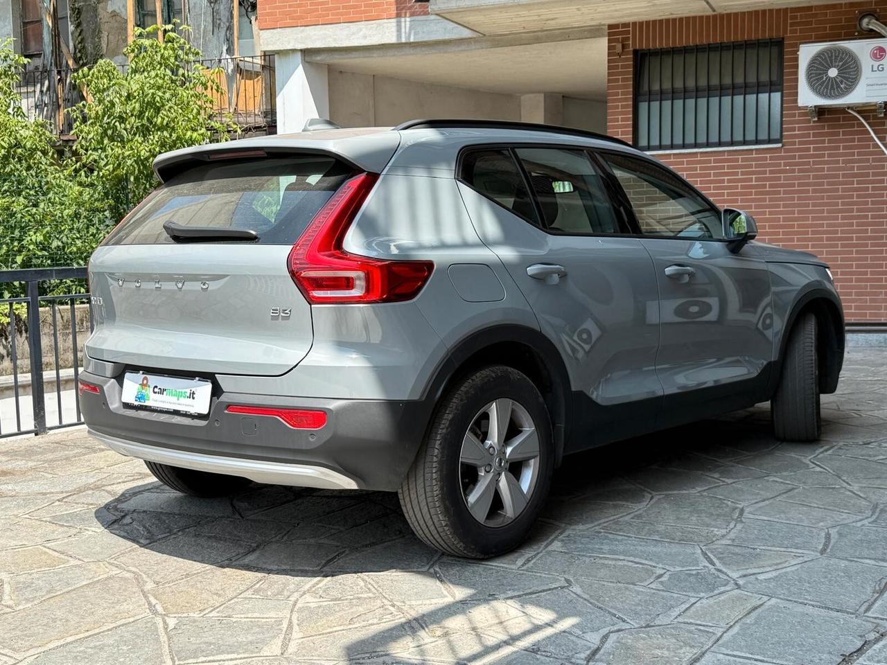 Volvo XC40 B3 automatico Plus Dark