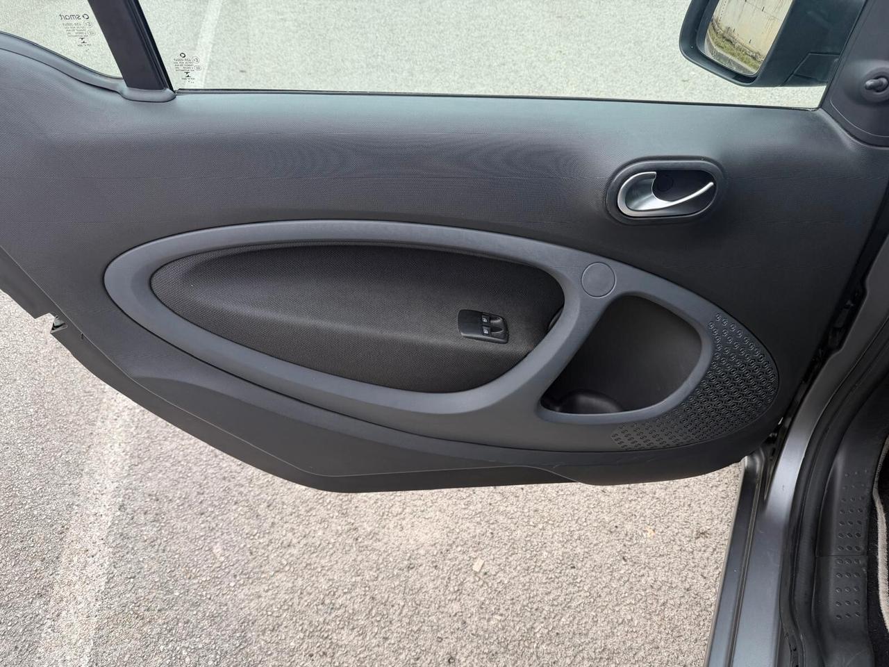 SMART/FOR TWO/70 CV/1.0 TWINAMIC/URBAN/C.AUT/TETTO/BLETOOTH/CERCHI IN LEGA/UNICO PROP !!