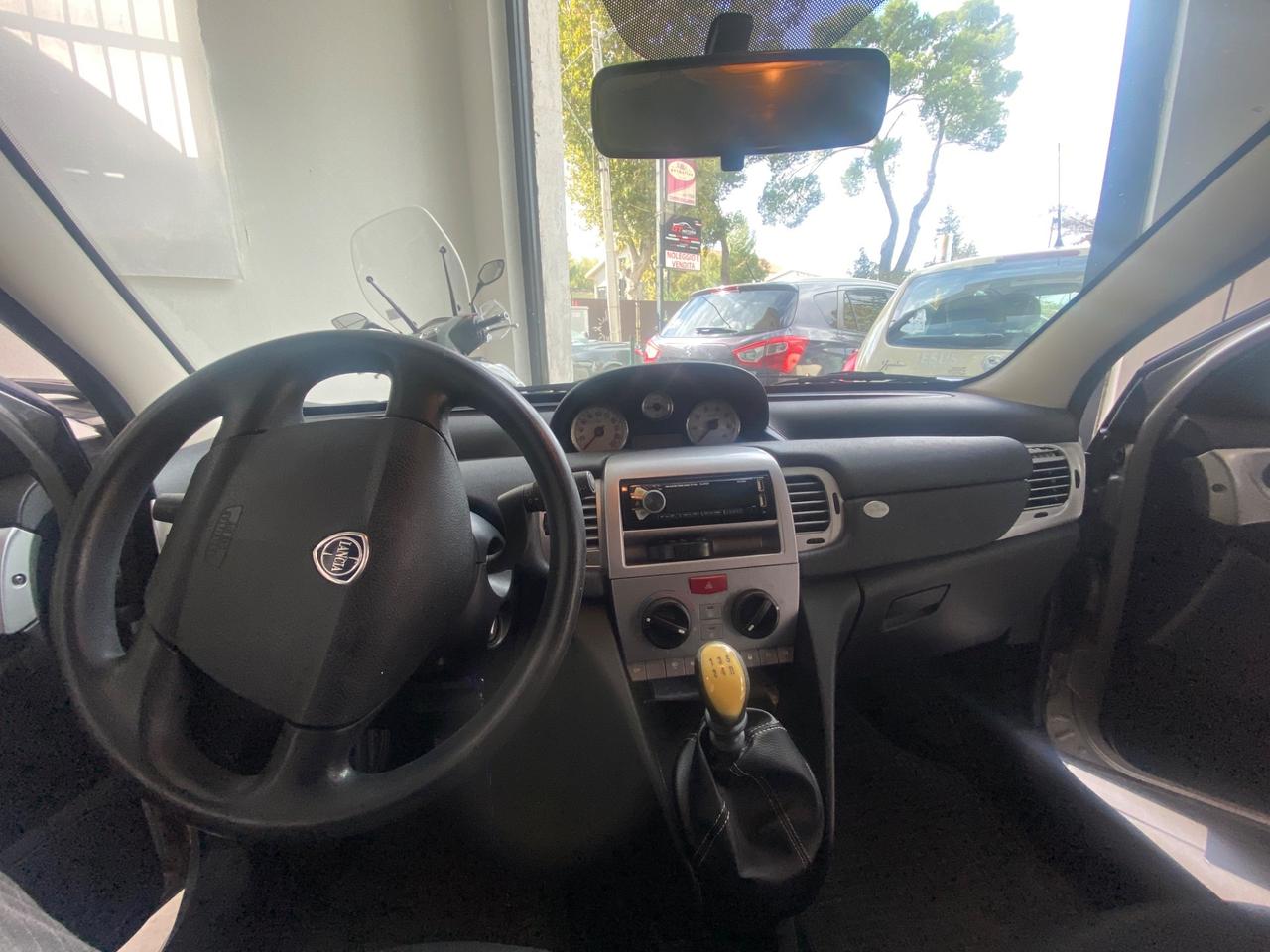 Lancia Ypsilon 1.4 Platinum Ecochic GPL