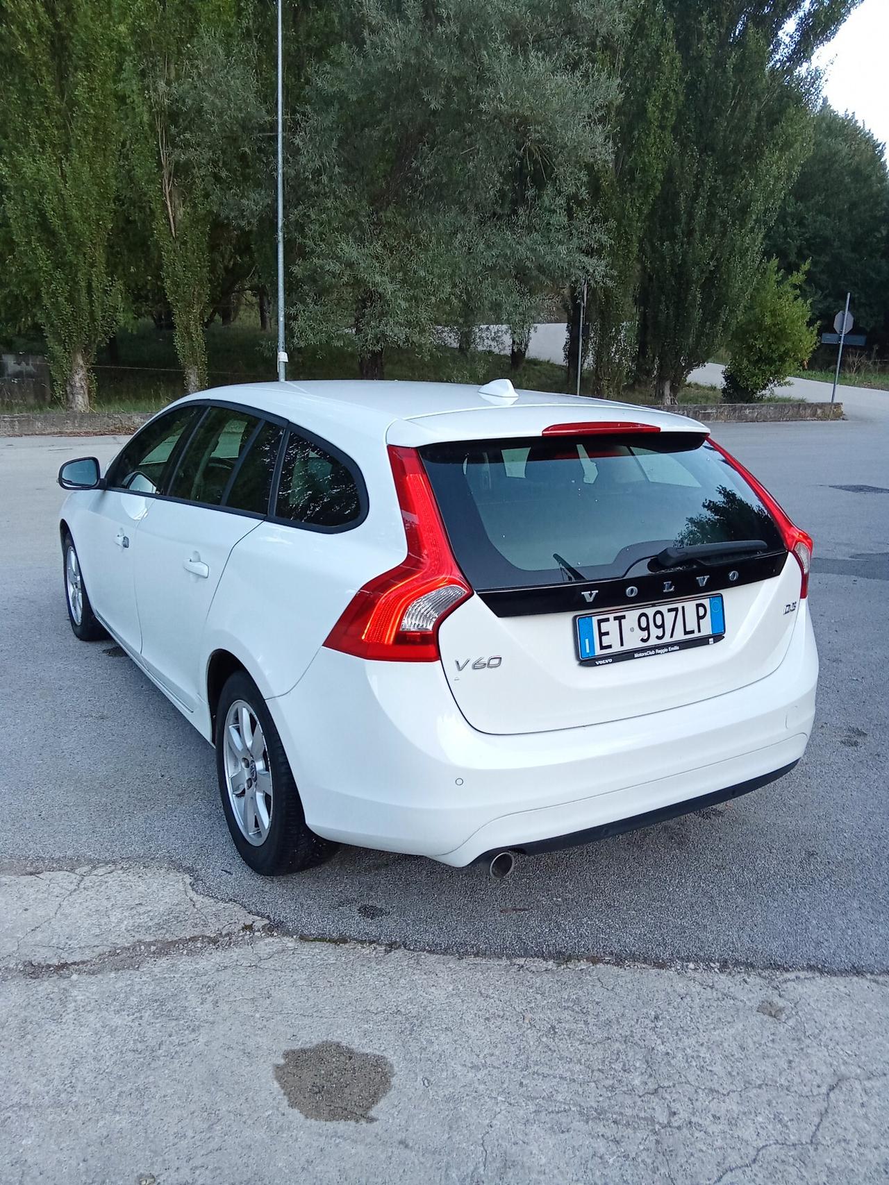 Volvo V60 D3 Summum 11/013