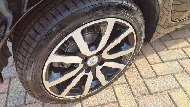 RENAULT Twingo TCe 90 CV La Parisienne