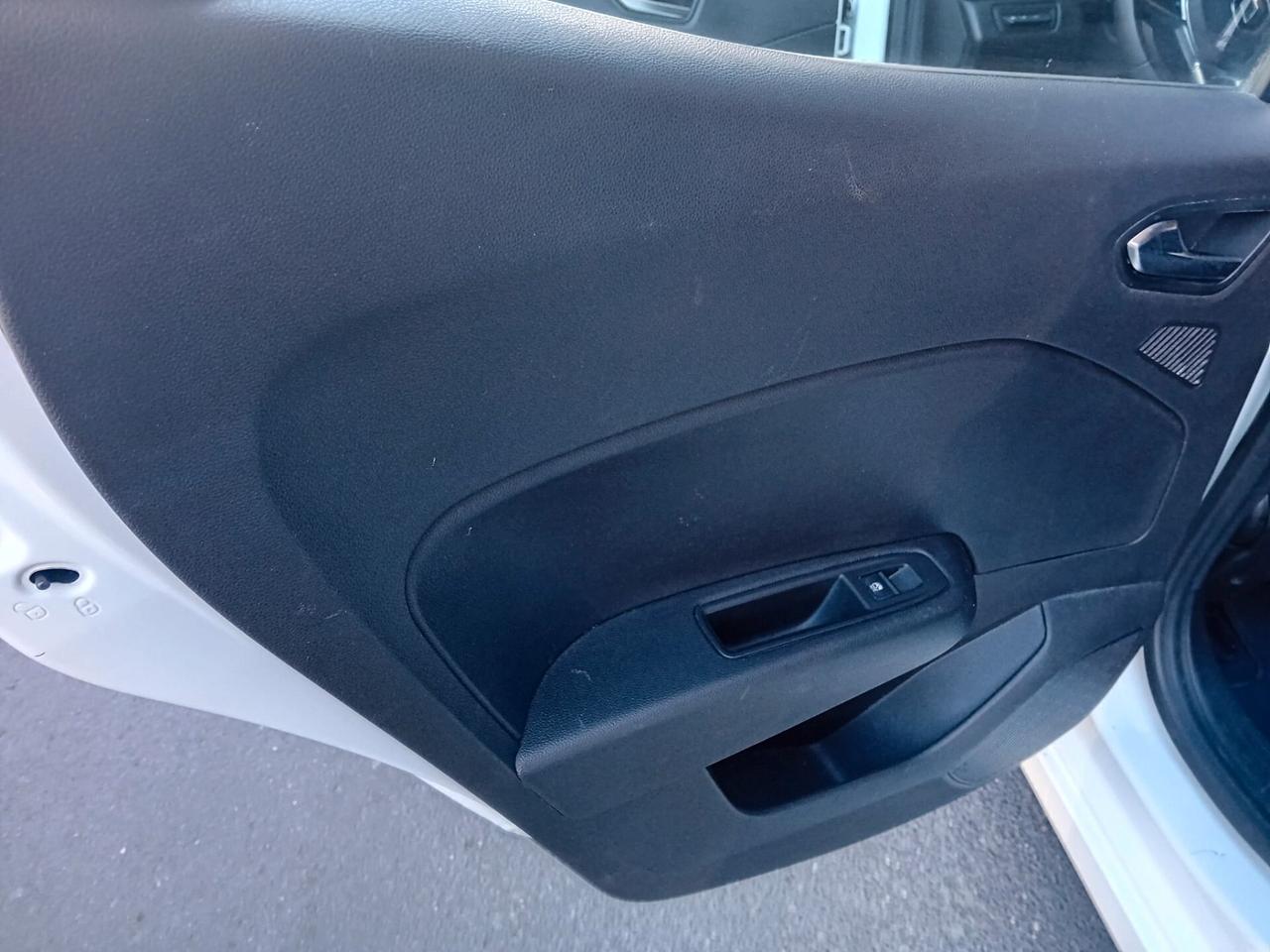 Renault Clio TCe 100 CV GPL 5 porte Techno