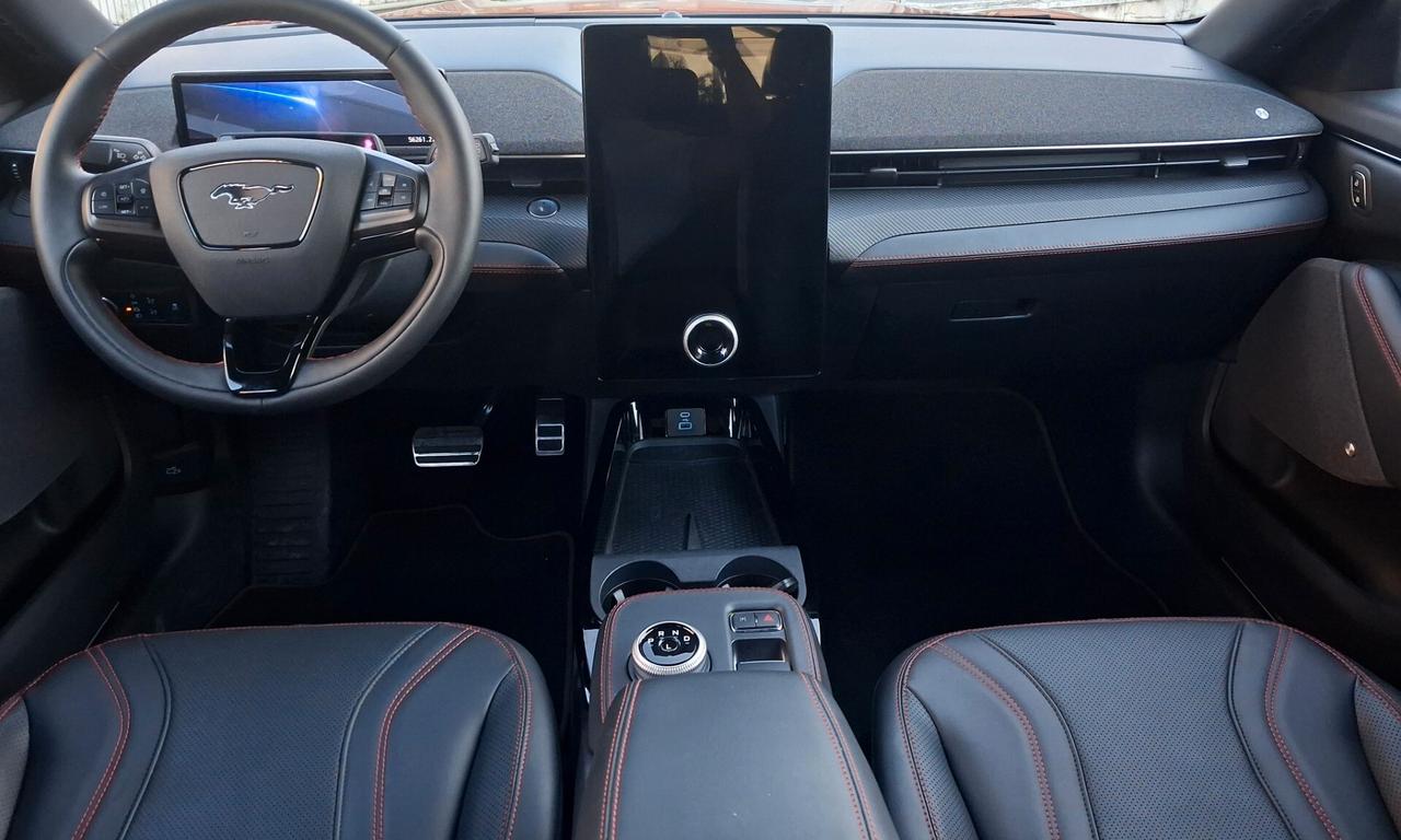 Ford Mustang Mach-E RWD Extended Range 371 CV