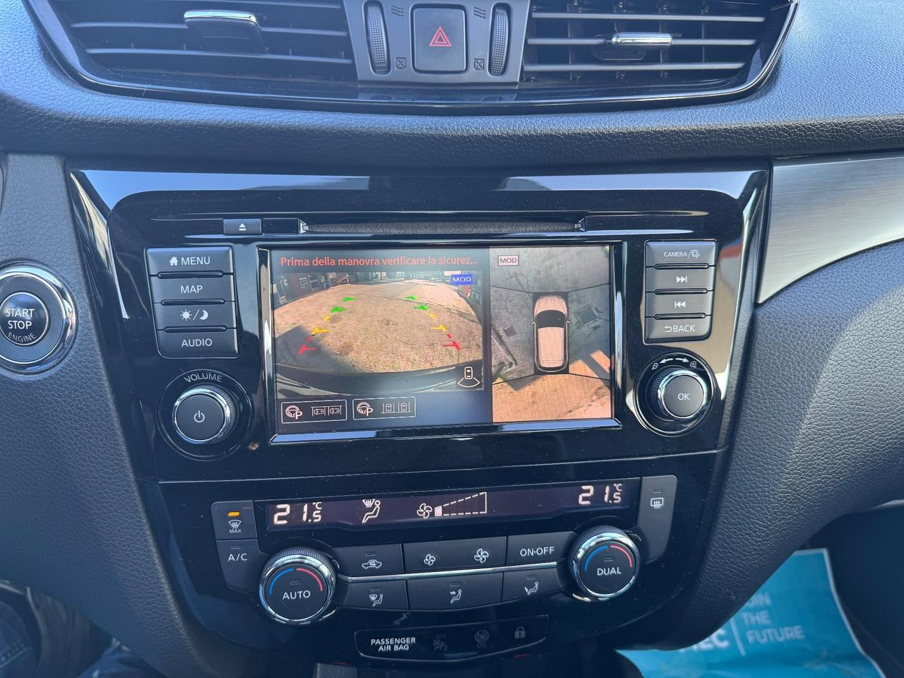 Nissan Qashqai 1.5 dCi N-Tec TETTO panorama