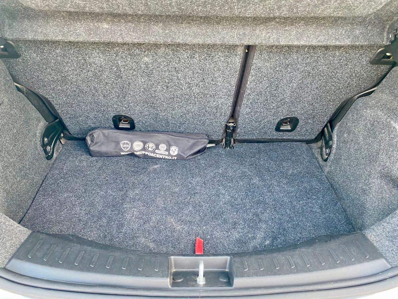 Lancia Ypsilon 1.3 MJT 16V 95 cv. 5 porte S&S Gold