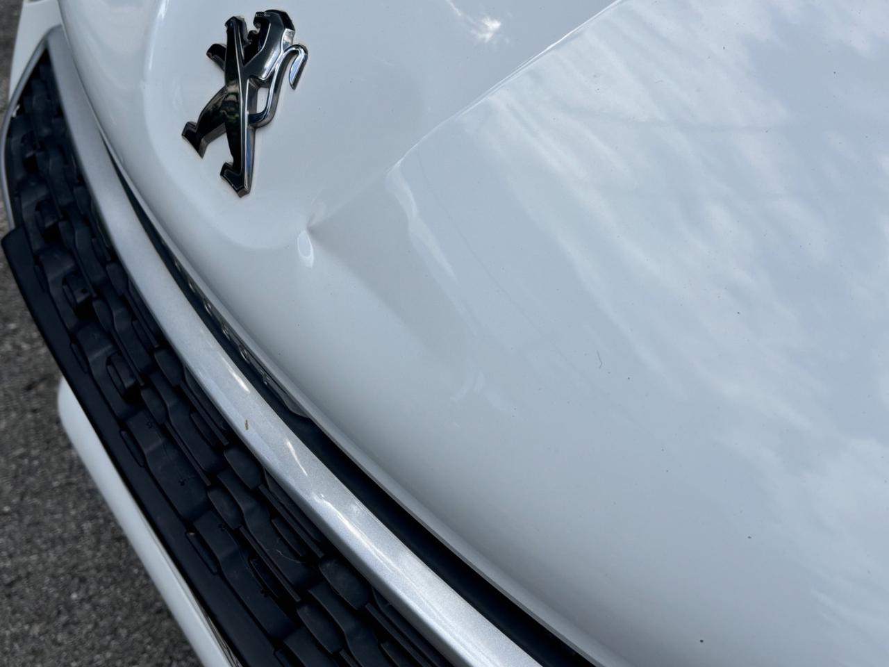 Peugeot 208 1.2 VTi 82 CV 5 porte Access