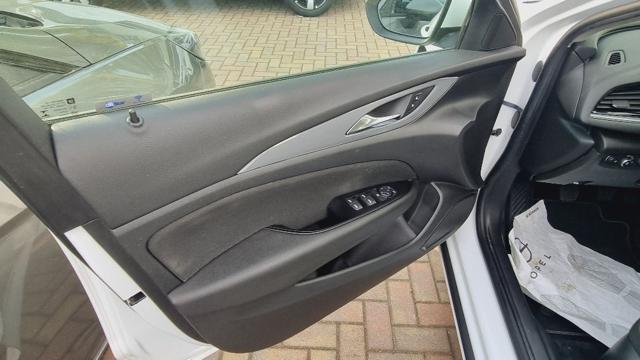 OPEL Insignia 1.5 Turbo S&S Sports Tourer Advance
