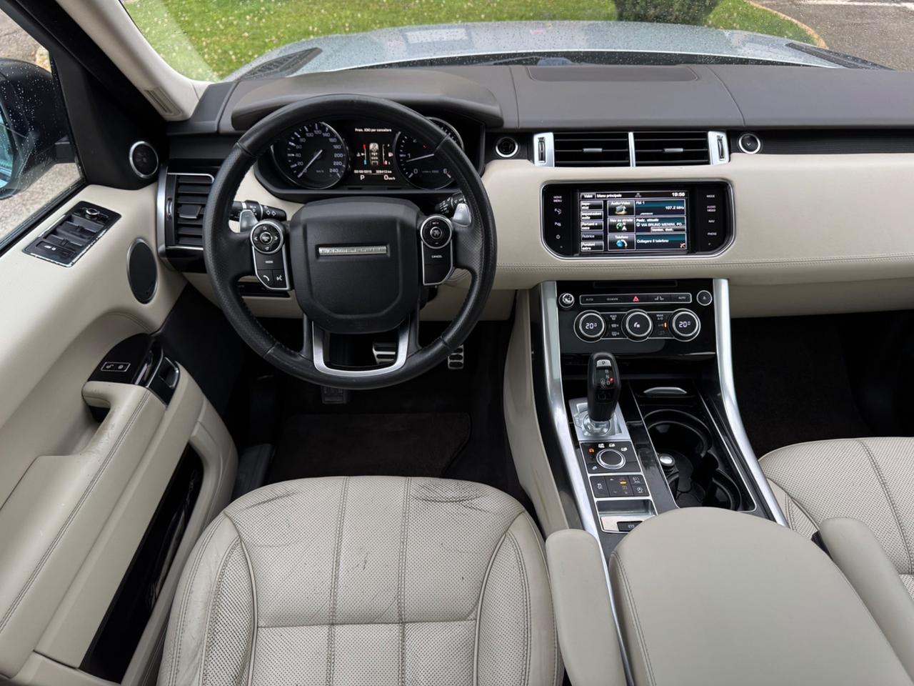 Land Rover Range Rover Sport 3.0 TDV6 HSE Dynamic