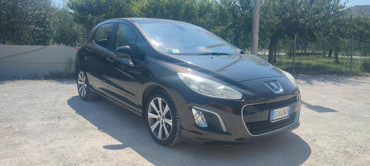 Peugeot 308 1.6 8V e-HDi 112CV Stop&Start 5p. Business