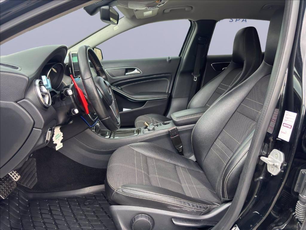 MERCEDES GLA 200 d (cdi) Sport 4matic auto del 2015